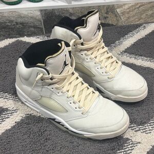 Air Jordan 5 “Sail” SE